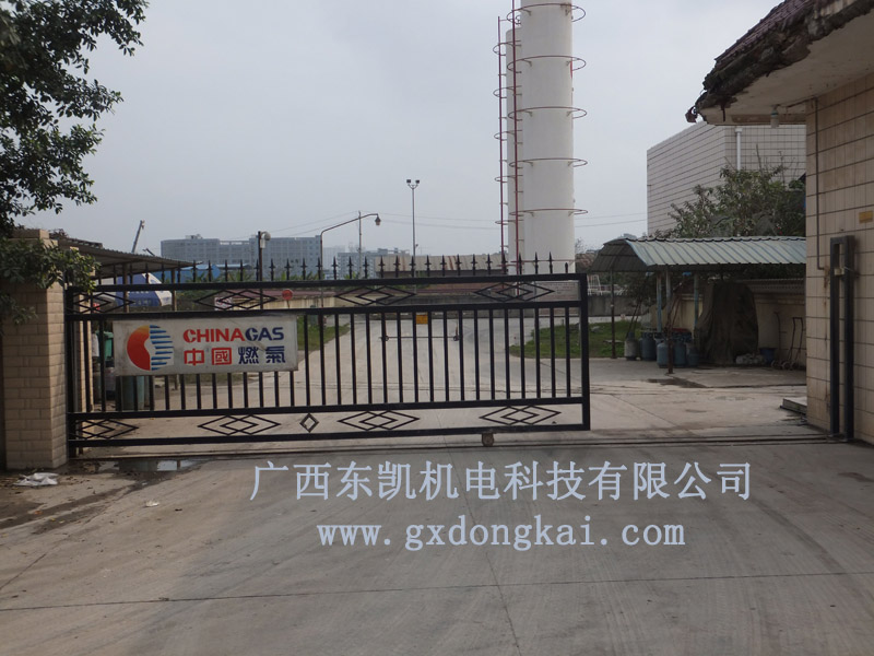 中国燃气公司平移门-1